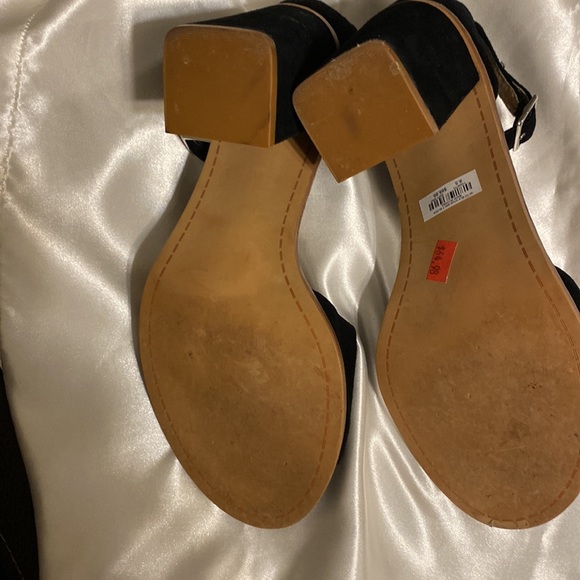 Torrid collection beautiful plat form heel shoes size 8.5 - Picture 5 of 7